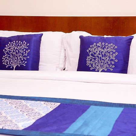 Hotel Kusum ビラーイー エクステリア 写真